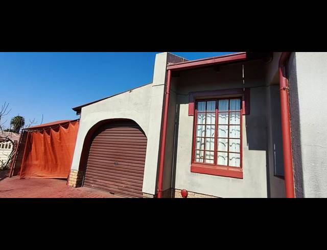 2 BEDROOM HOUSE FOR SALE IN ELANDSPOORT